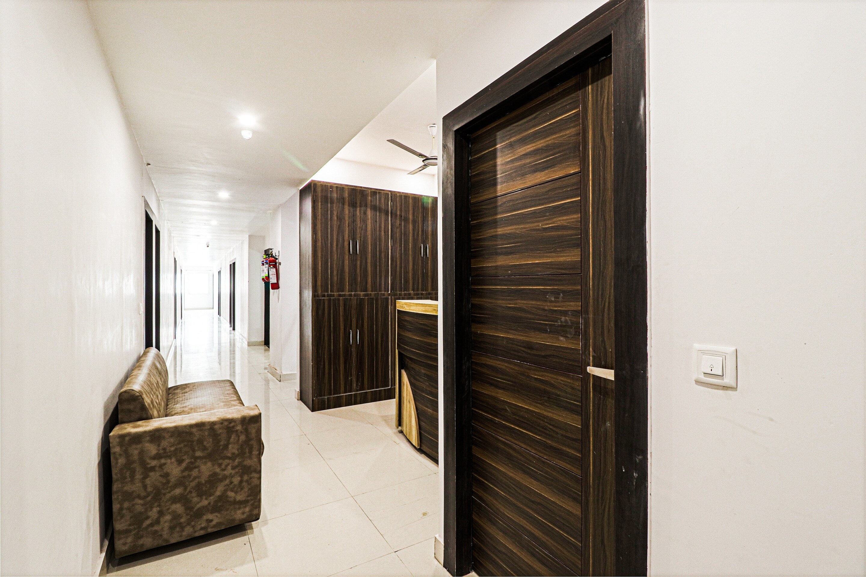 Hotel Oak Wood
