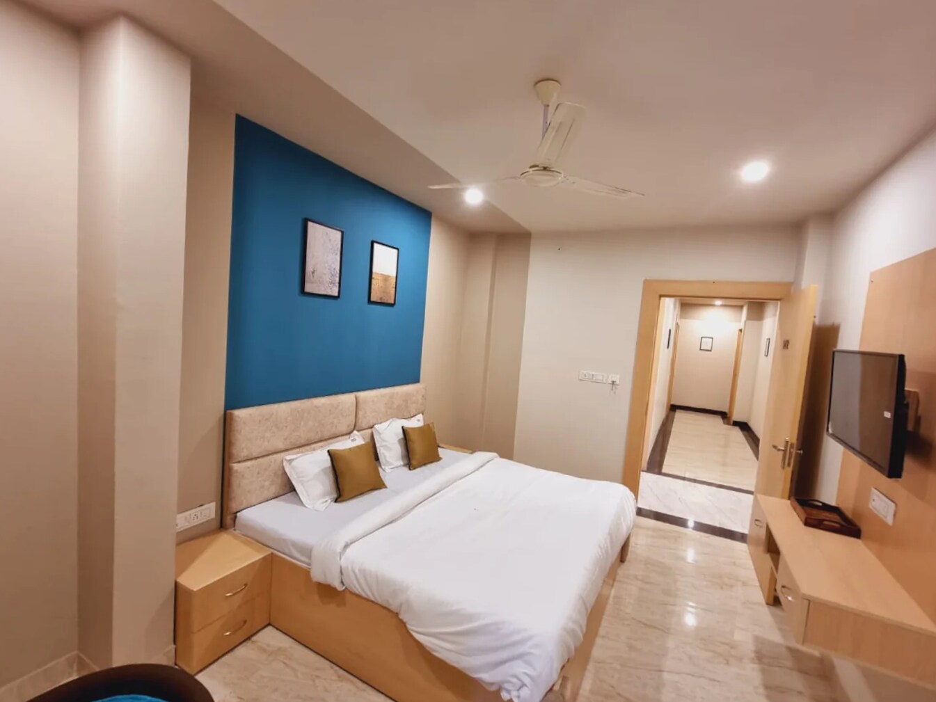 HOTEL URBAN HOUSE
