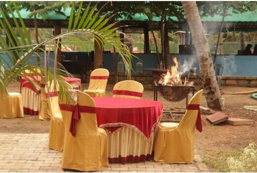 Ramu Green Lake Cottages