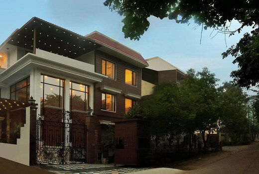 Park Luxury Studios | DLF Cyber City