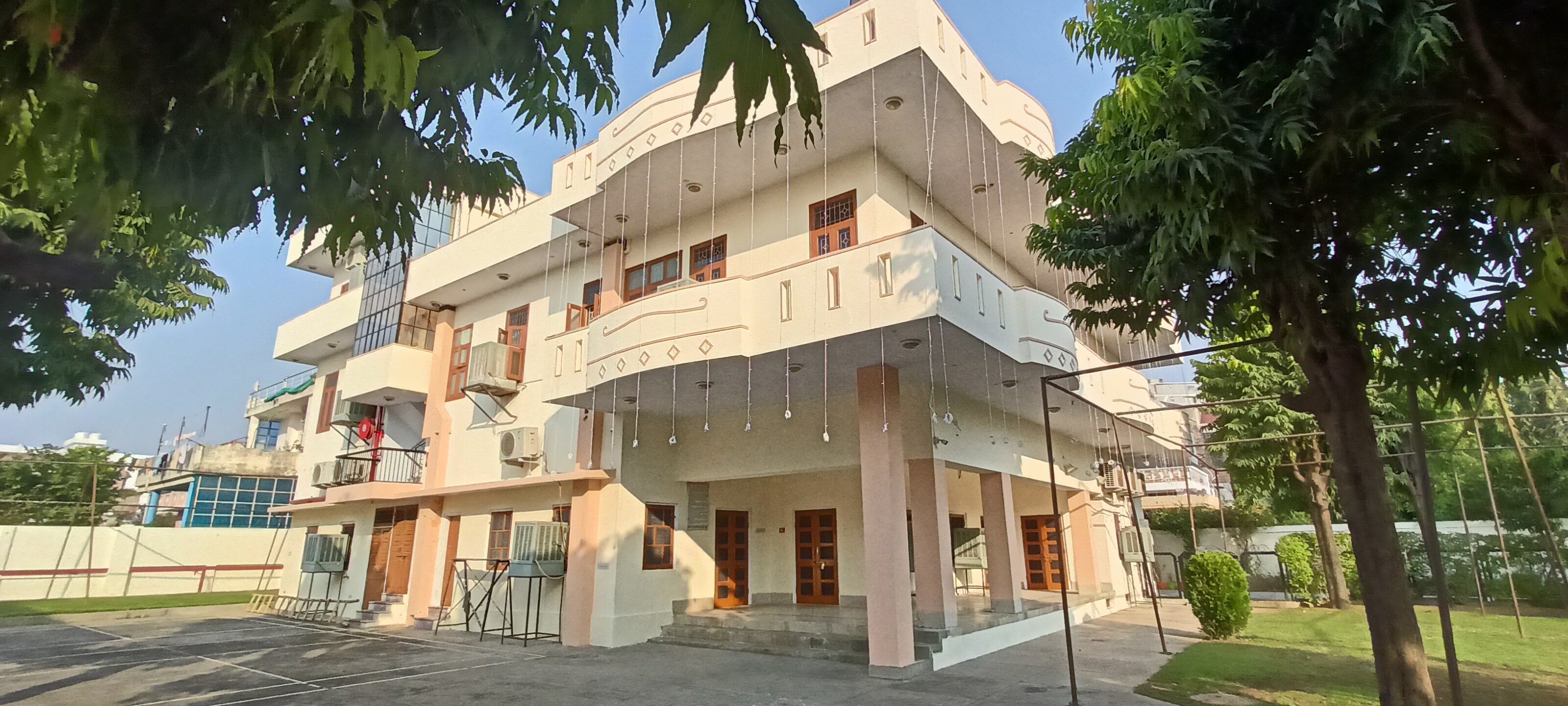 Ashish Marriage Place