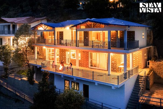 StayVista at Skylark Peaks W/ Outdoor Jacuzzi