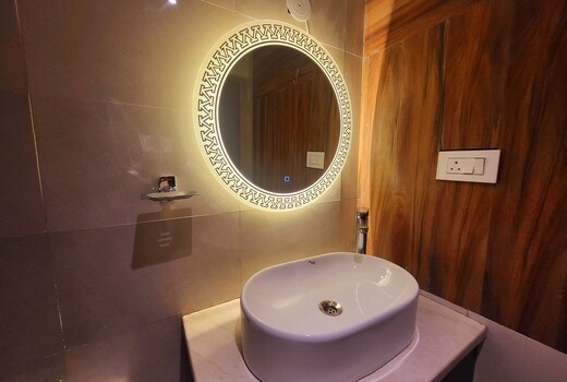 Hotel Ananta Vilas