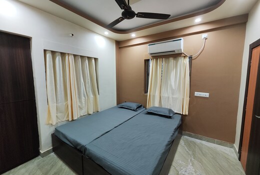 Massive 3BHK Serviced Apt for Big Groups and Family
