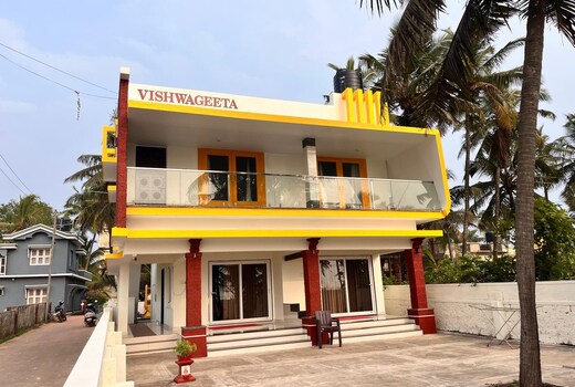 Vishwa Geeta Stay