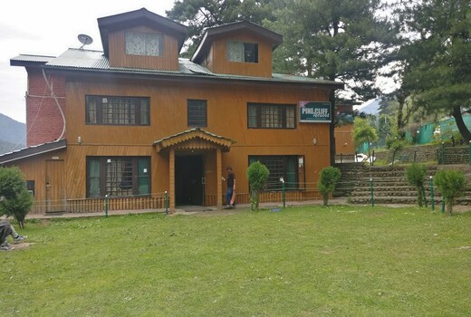 HOTEL PINECLIFF