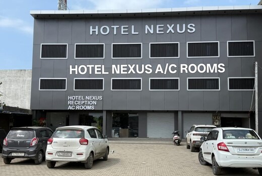 HOTEL NEXUS