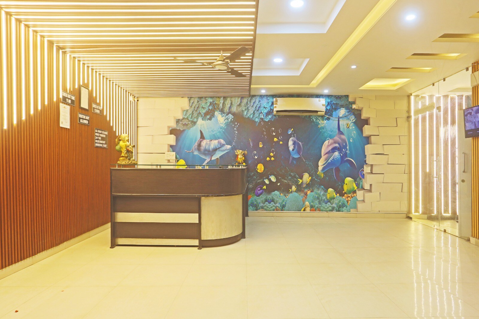 Main gallery