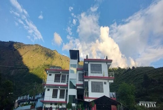 Kandari Guest House