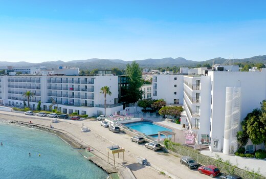 Vibra San Remo Hotel