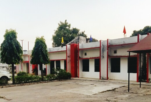 Red Star Restaurant and home stay