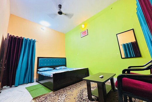 Baba Neeb Karori Nilyam Homestay