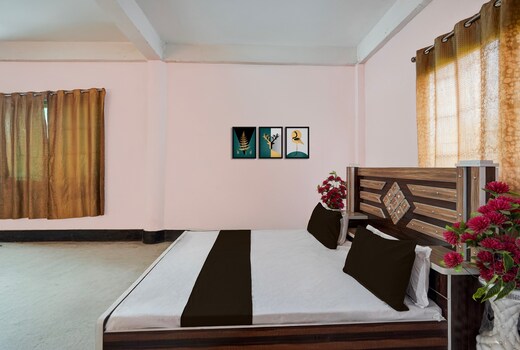 SPOT ON A K Hotel & Restaurant