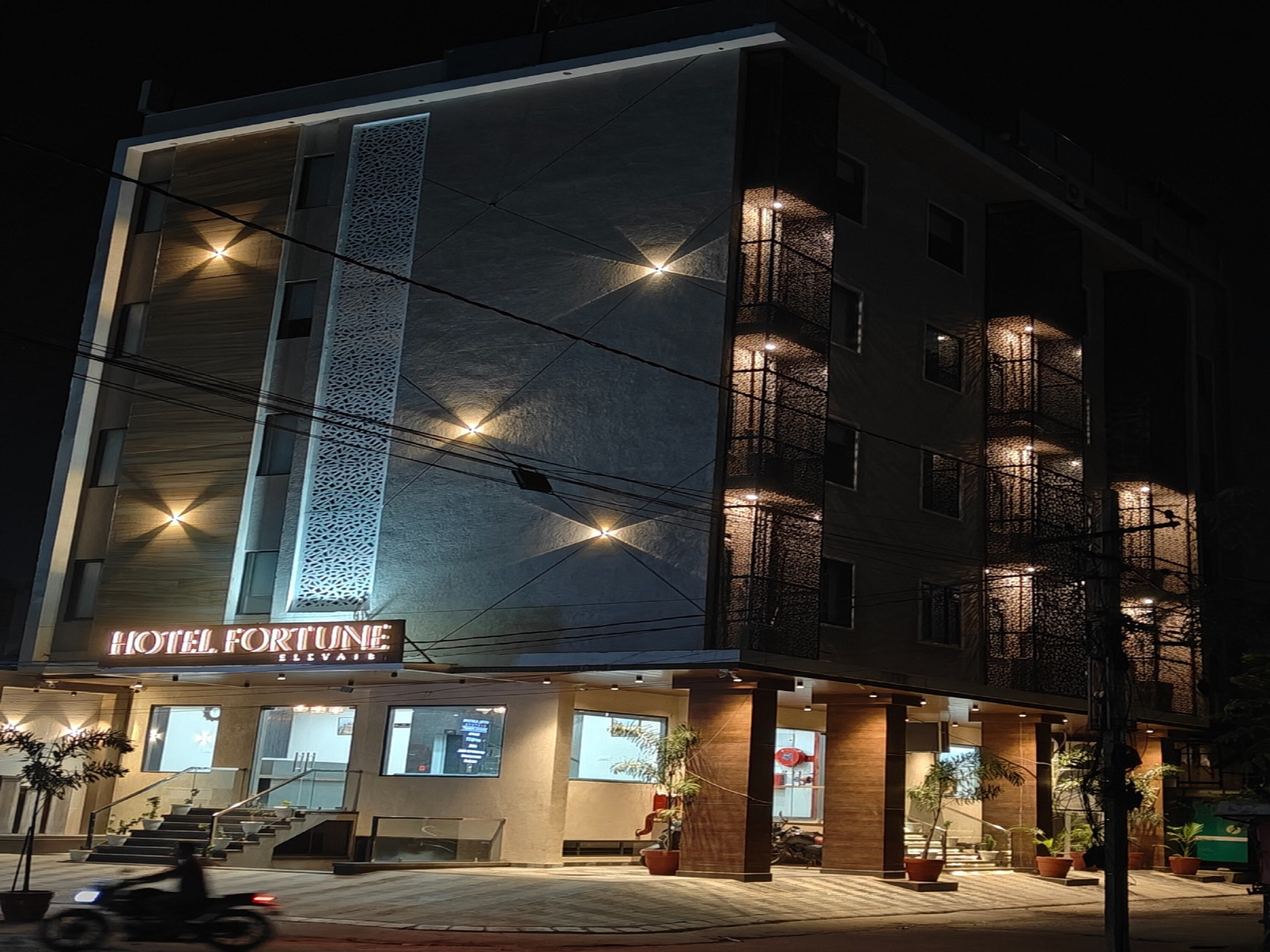 Hotel Fortune Elevate