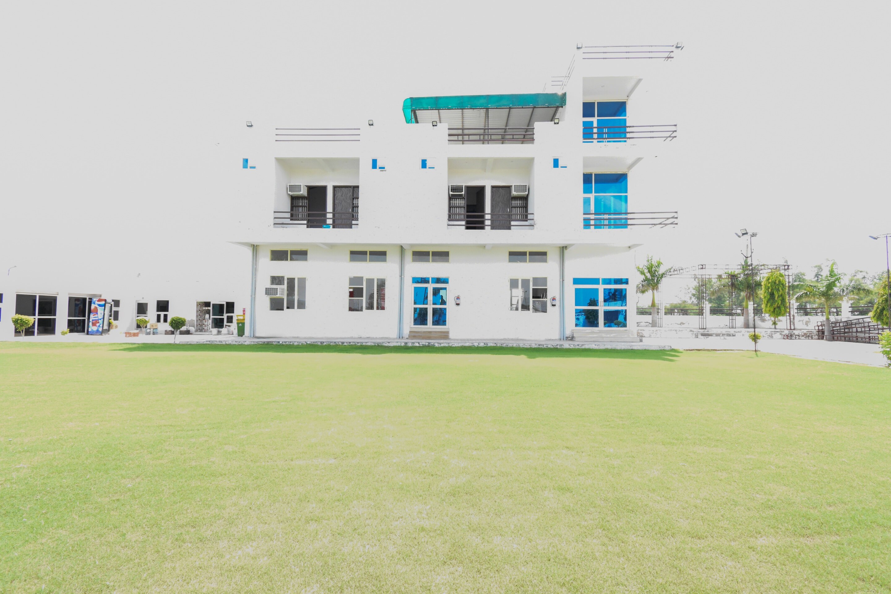 Hotel O Pardeep Palace