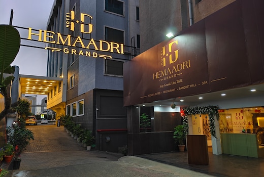 Hotel Hemaadri Grand