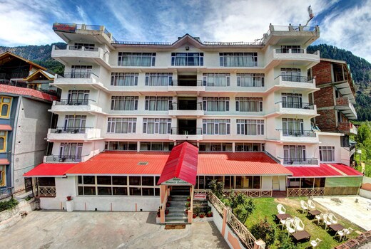 Hotel Monarch Residency