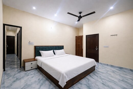 Kashi Raj Homestay Near Kashi Vishwanath