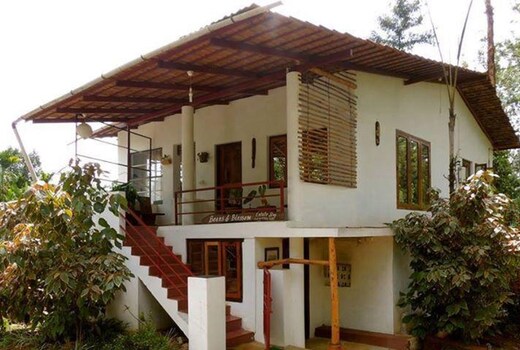 Bean & Blossom Estate Stay | Rooms & Wi-Fi