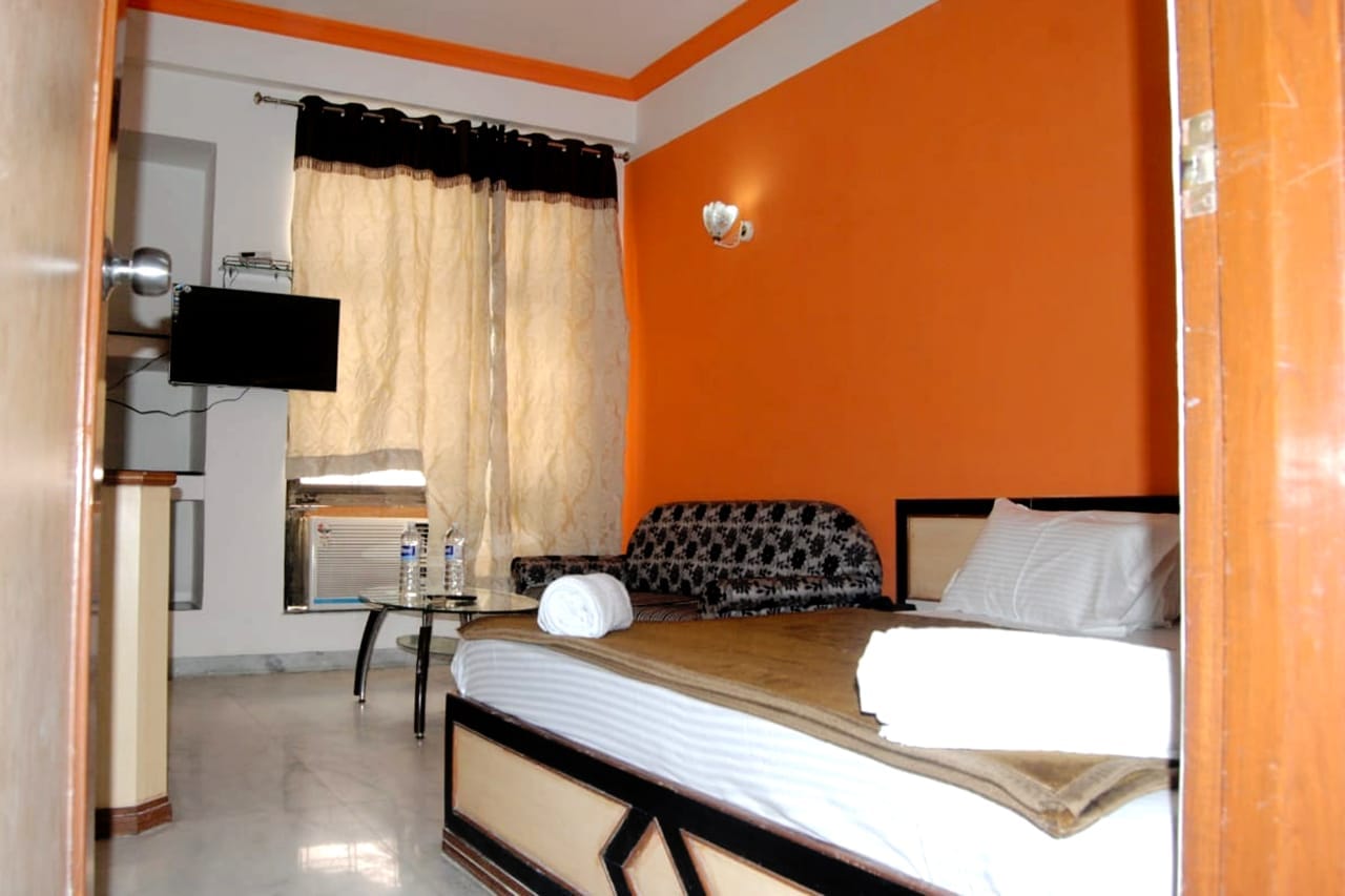 Hotel Gurukrupa Veg