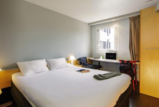 ibis Mulhouse Ile Napol