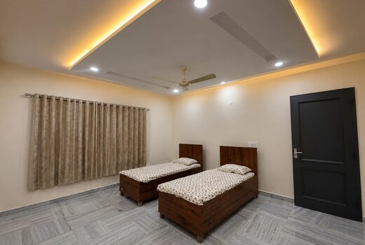 Premium studio near bus stand and railway station