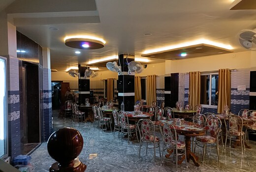 Anandamayi Motel & Restaurant