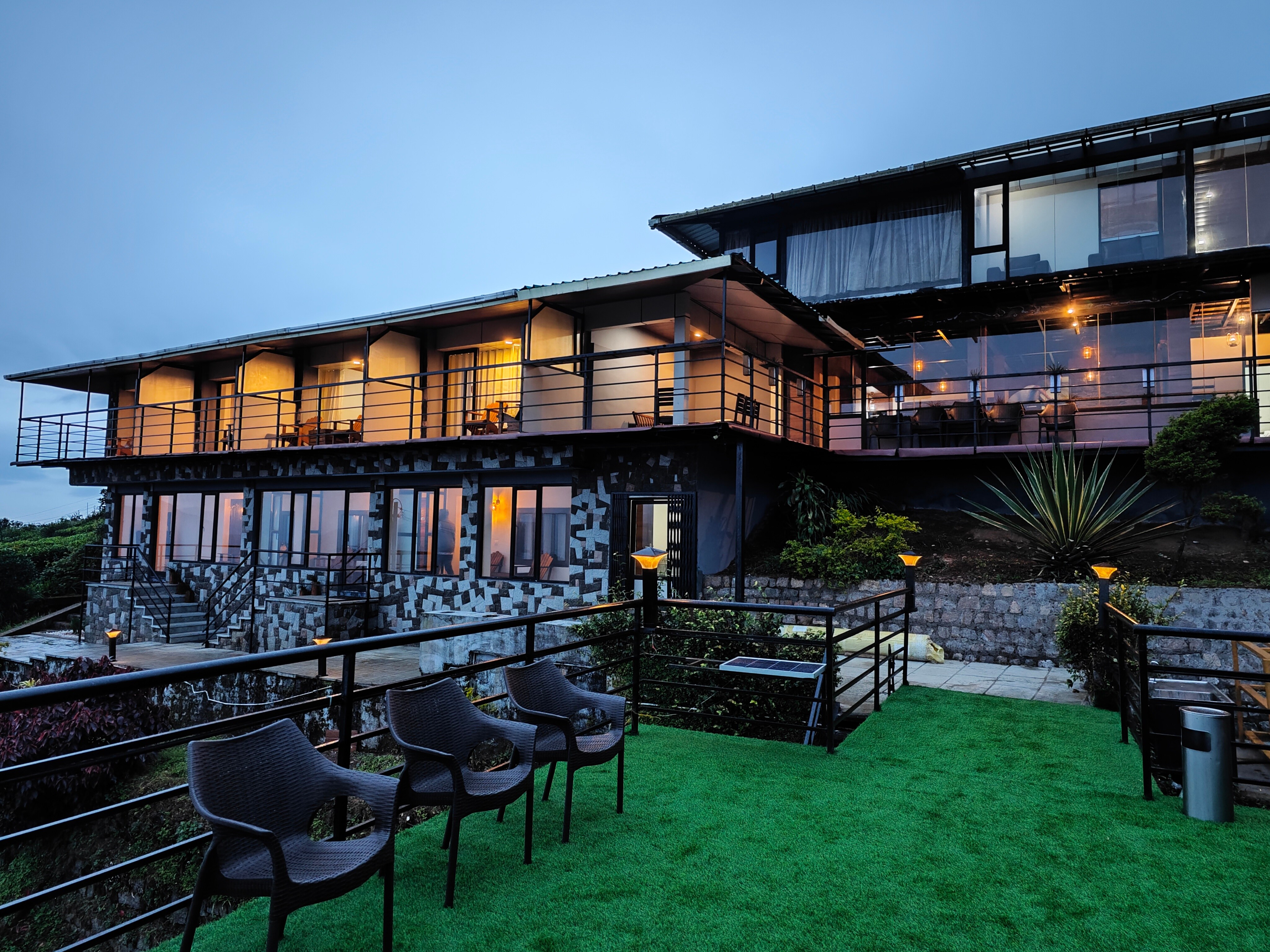 Ibex Resorts, Valparai (Tale Rock )