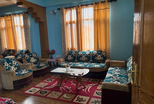 Pahadi Vistas - Entire 2BHK Apartment