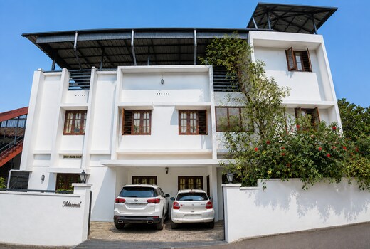 Hridyas 3BR independent villa | 15 min Infopark