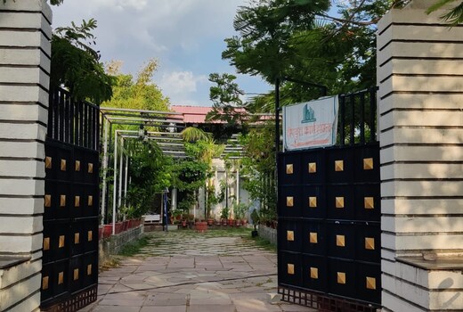 Deeppura farm house