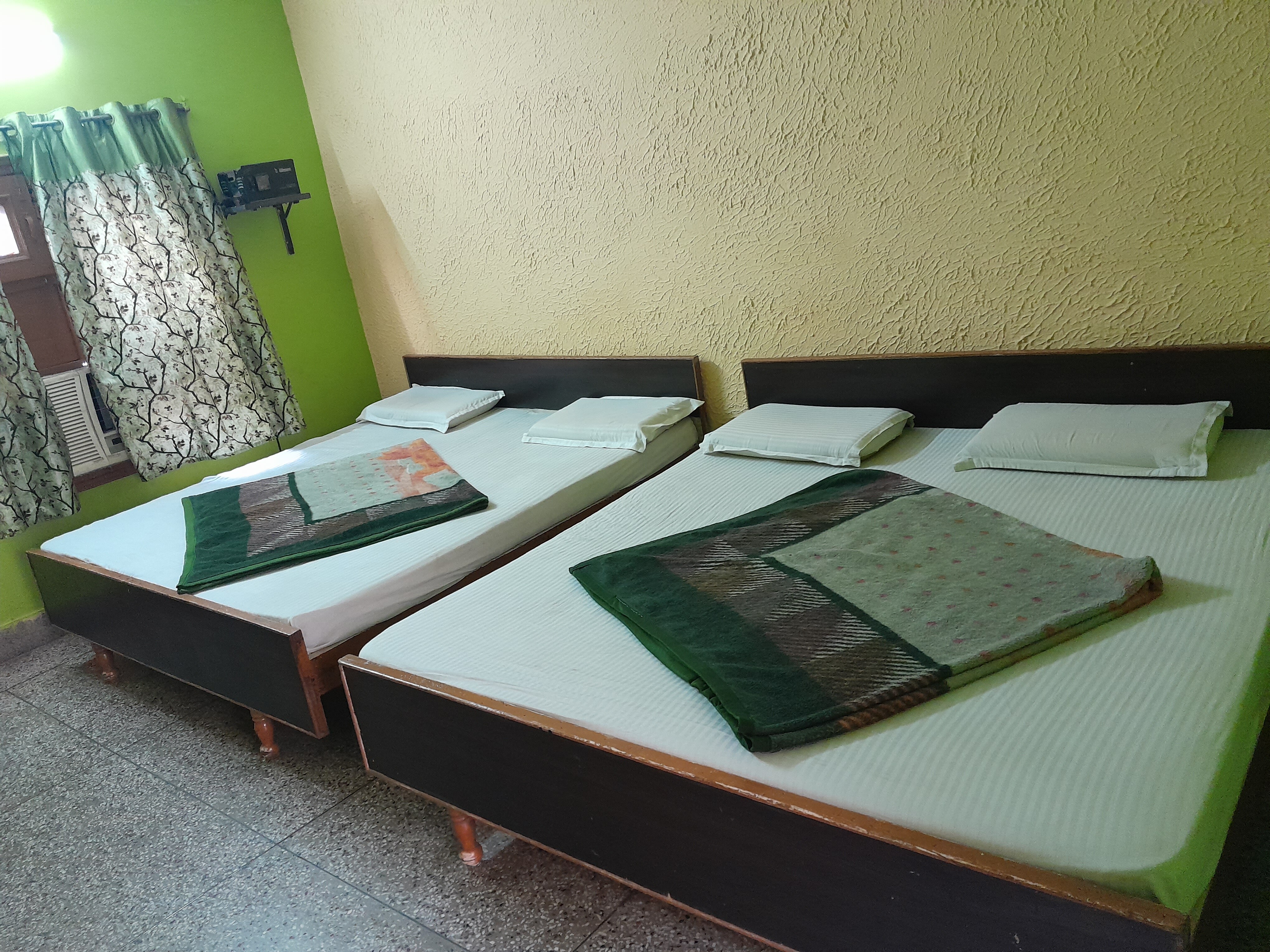 Gayatri guest house
