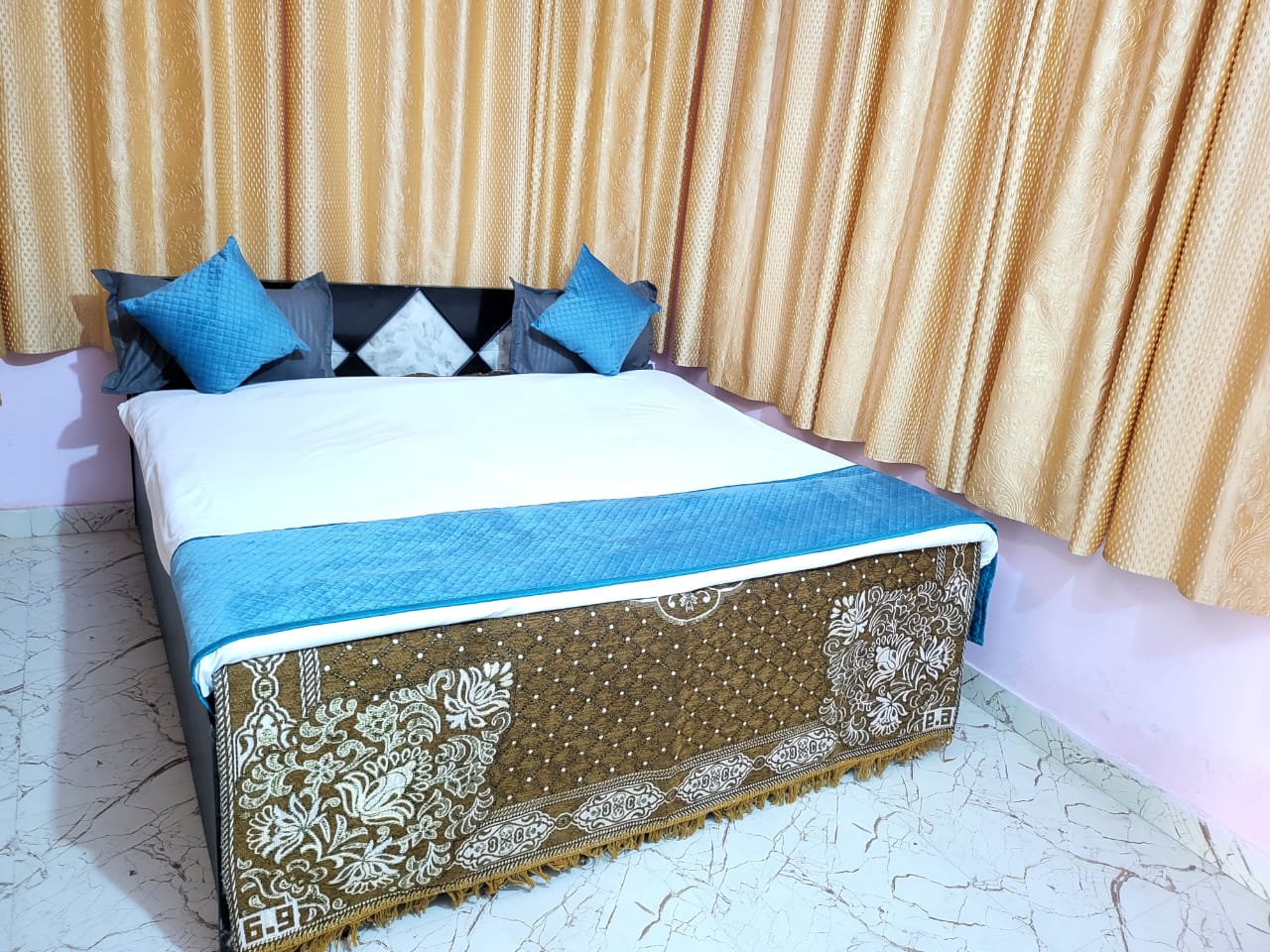 Shri Vrindavan Spiritual Stay