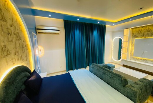 Royal stay