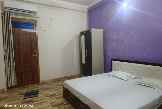 Neelam Mishra home stay