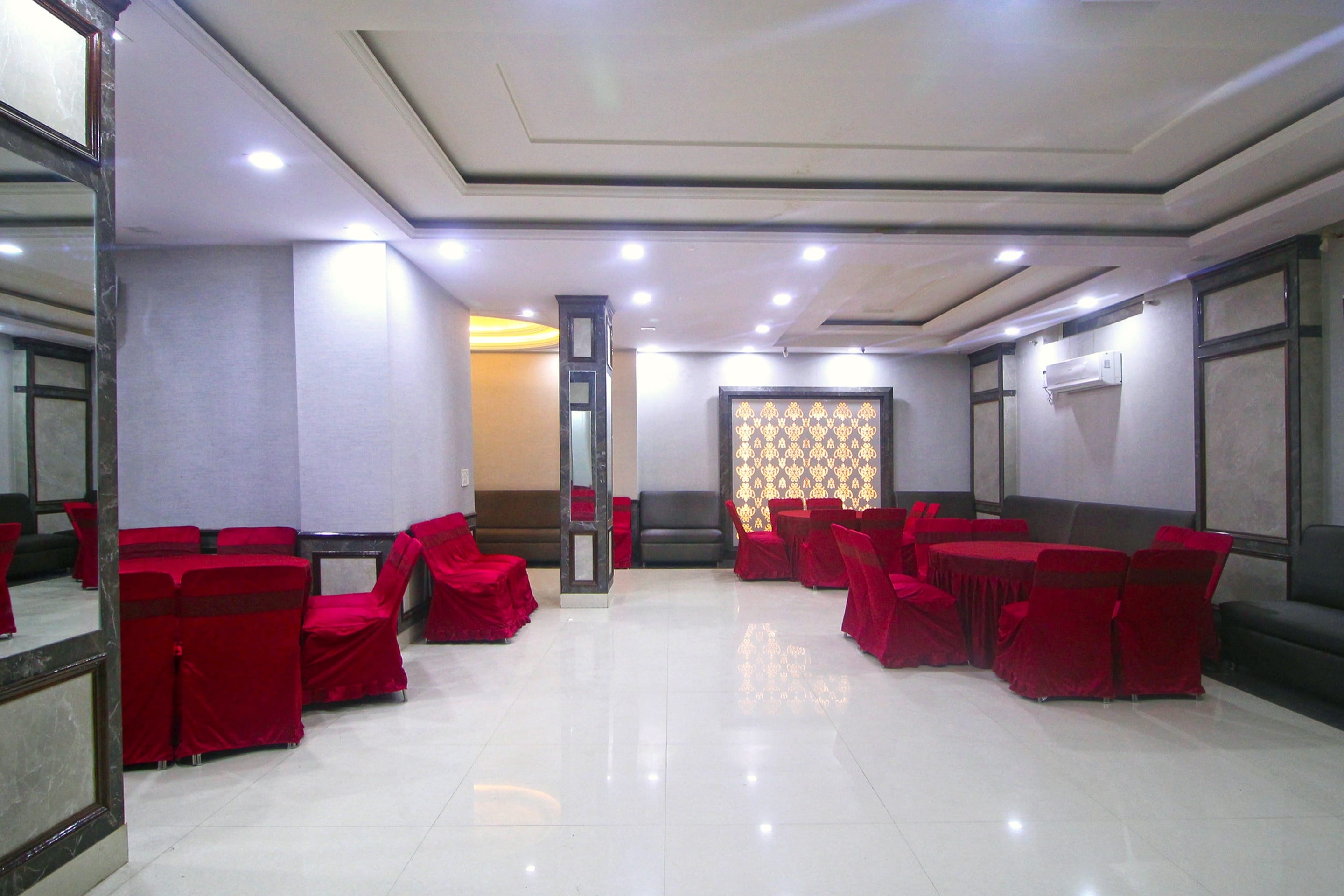 Hotel O Blessings Inn