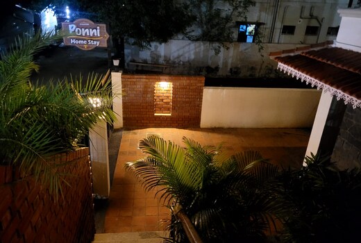 Ponni Homestay Kumbakonam
