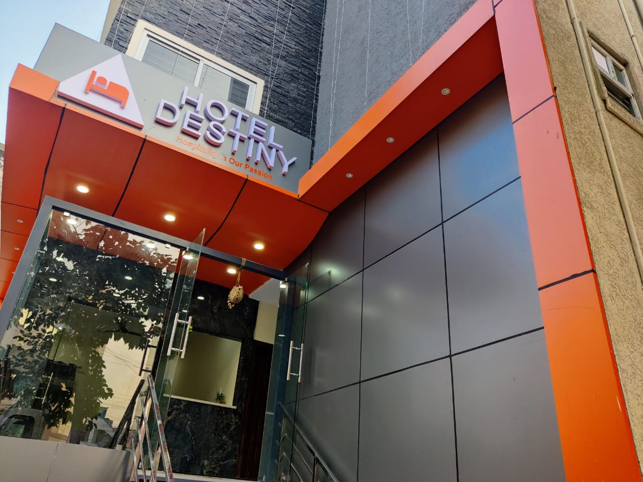 HOTEL DESTINY