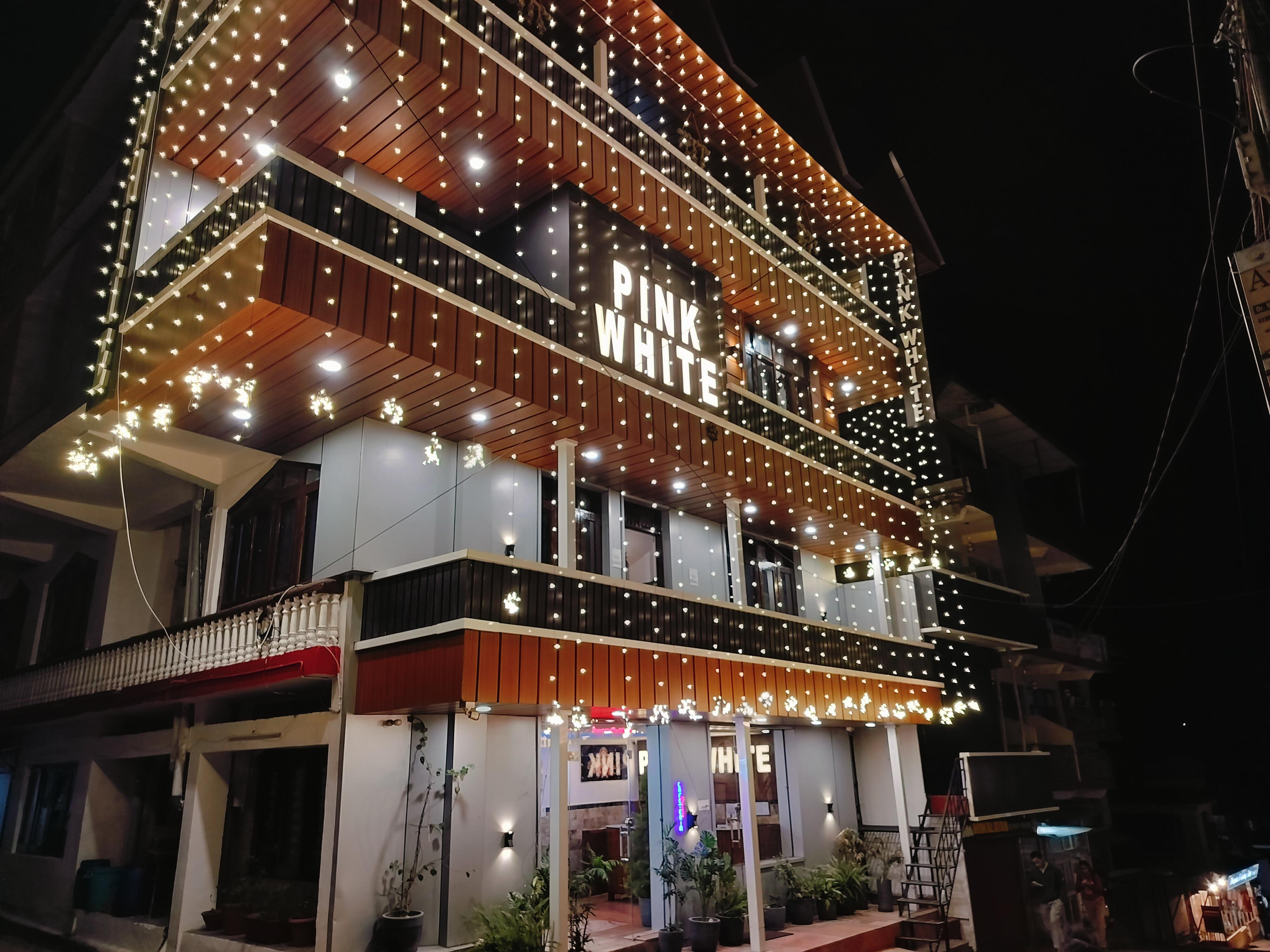 PINK WHITE GUEST HOUSE