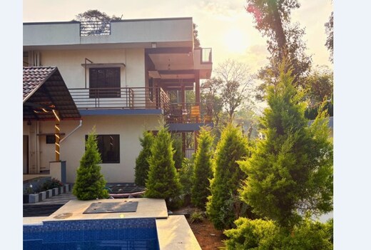 Unnati Luxury Home Stay