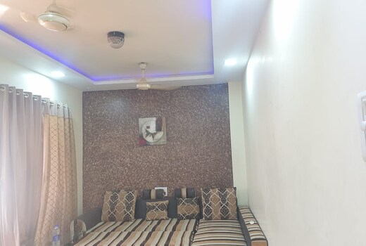 Cheerful 2 bhk bunglow with parking