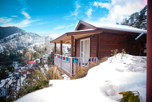 World Peace Gagar Luxury Cottages