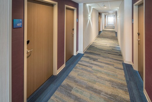 Holiday Inn Express - Red Deer North