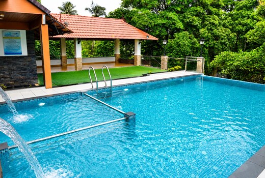 ATHIRAPPILLY RAINLAND RESORT