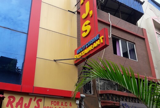 Rajs (Loadging & fooding)