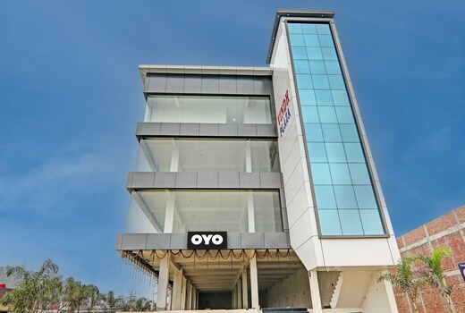 Super Hotel O 820943 Hotel The Vindh