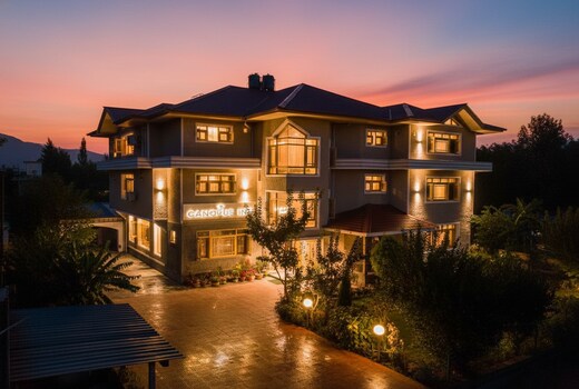CANOPUS inn