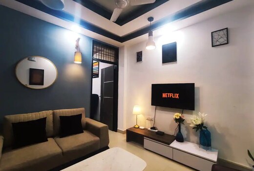 Vanilla Airport Metro Dwarka 1 BHK
