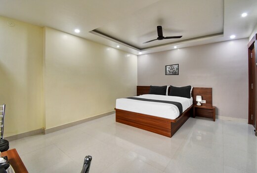 Hotel O SK IN