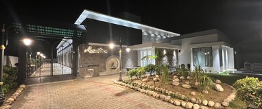 Armonia hotel & Resort Barnala